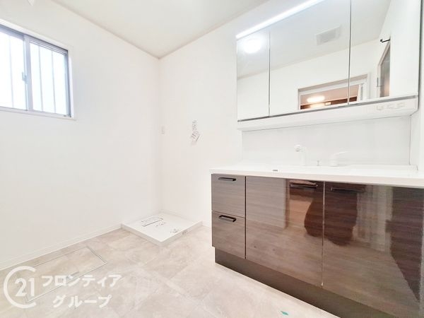 木津川市州見台６丁目　新築一戸建て　２期　４０号棟