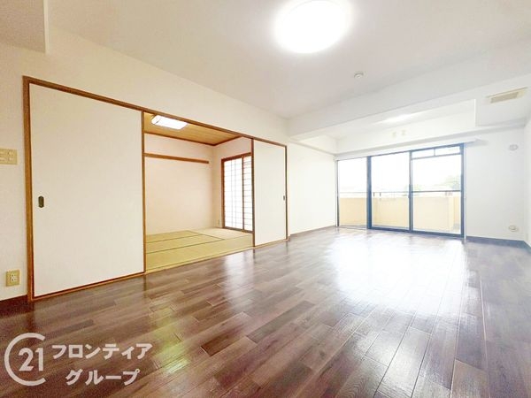 フローレスタ学園前　中古マンション