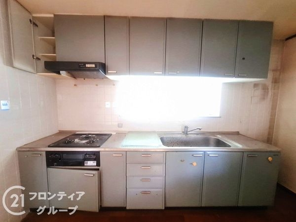 奈良市富雄元町４丁目　中古一戸建て