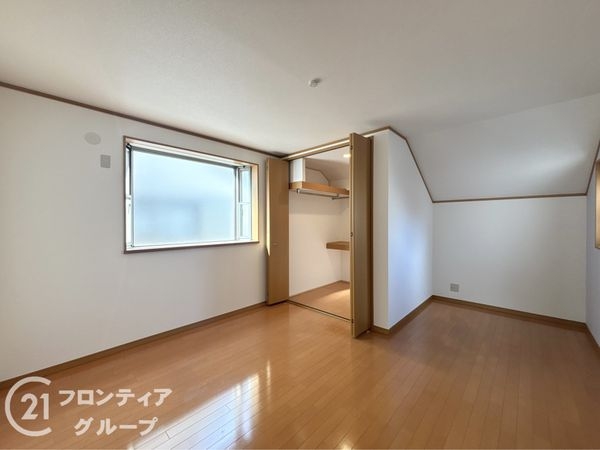 木津川市木津南後背の中古一戸建て