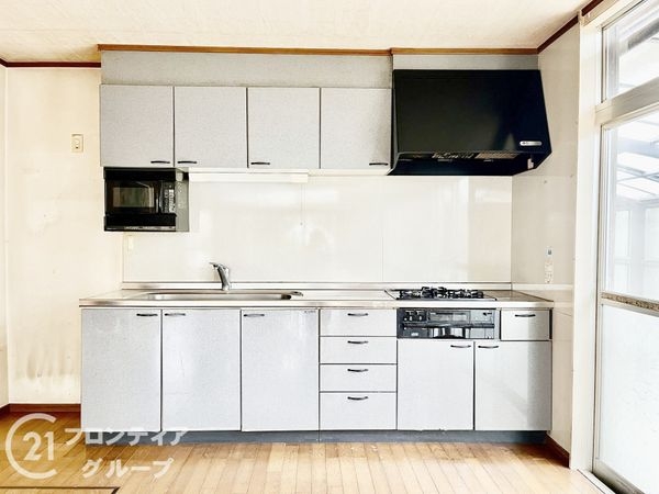 奈良市中山町西３丁目　中古一戸建て