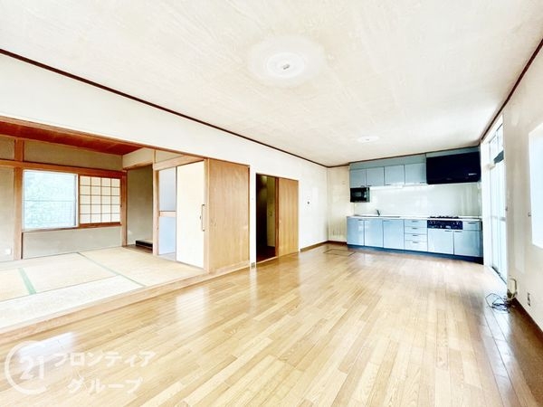 奈良市中山町西３丁目　中古一戸建て