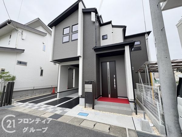 橿原市葛本町　新築一戸建て