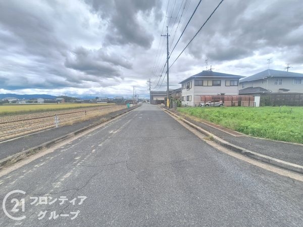 大和郡山市若槻町　建築条件無し土地