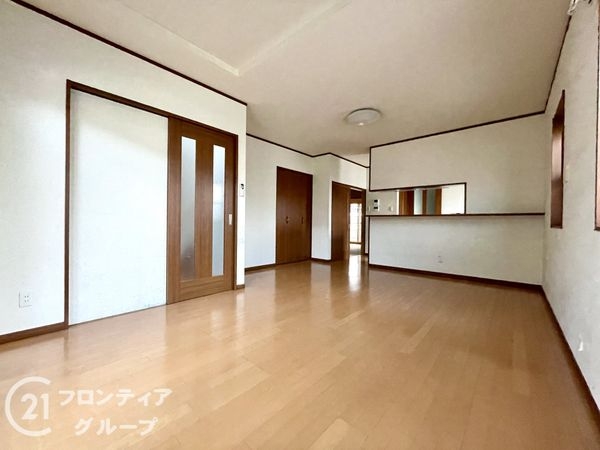 大和高田市今里町　中古一戸建て