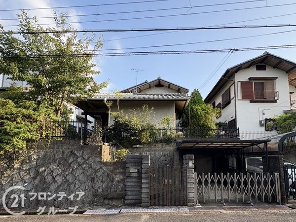奈良市藤ノ木台３丁目の中古一戸建て