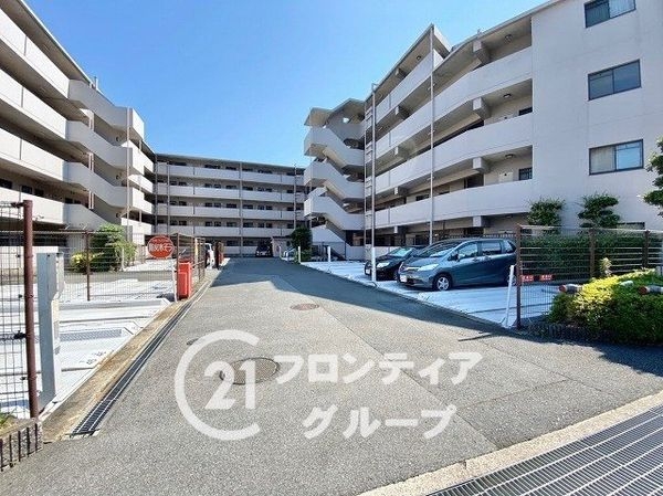 チサンマンション斑鳩2番館 中古マンション(駐車場)