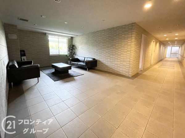 プレミスト天理 中古マンション(ロビー)
