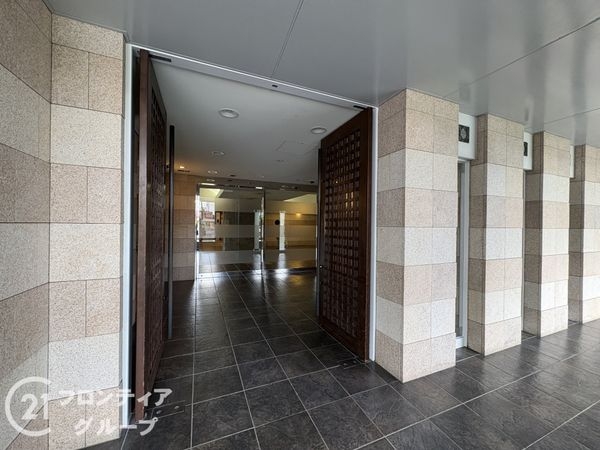 ローレルコート郡山 中古マンション(エントランス)