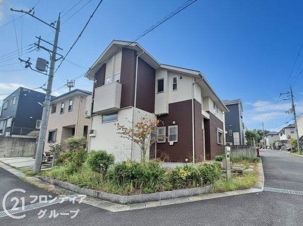 香芝市尼寺3丁目 中古一戸建て