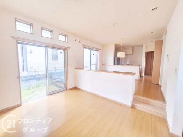 香芝市尼寺３丁目　中古一戸建て