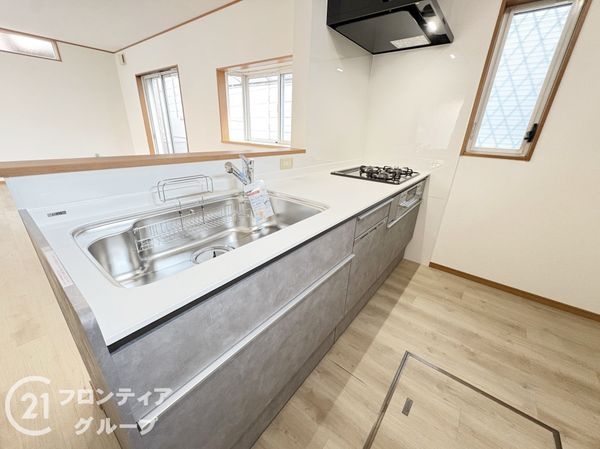 大和郡山市池沢町　中古一戸建て