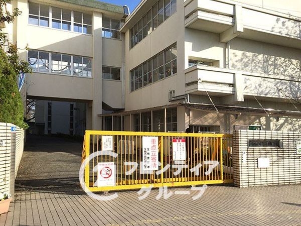 生駒市小平尾町の中古一戸建て(生駒市立生駒南小学校)