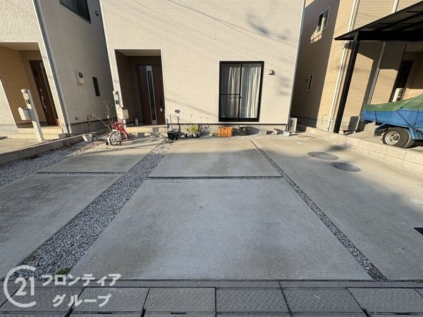 生駒郡平群町大字三里　中古一戸建て