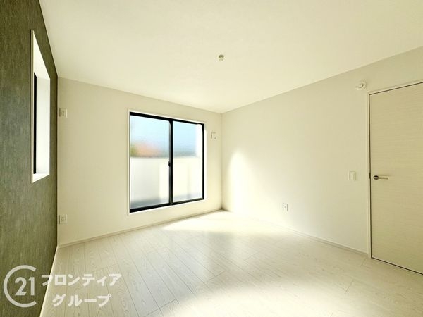 生駒市東生駒月見町　新築一戸建て　1期　全２区画　２号棟