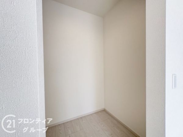 生駒市東生駒月見町　新築一戸建て　1期　全２区画　２号棟