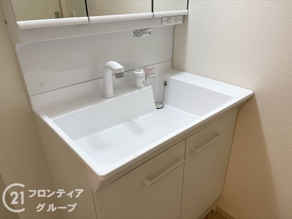 生駒市東生駒月見町　新築一戸建て　1期　全２区画　２号棟