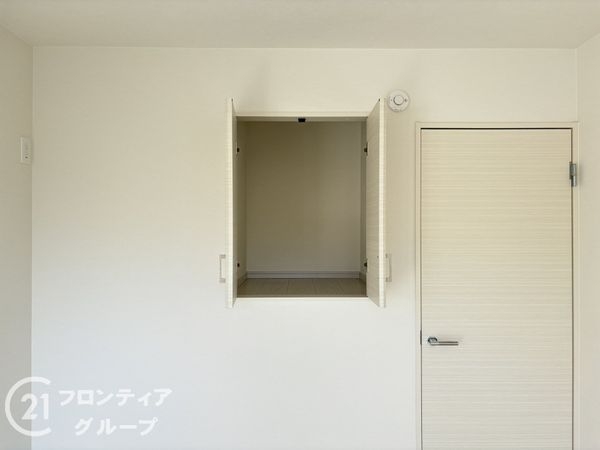 生駒市東生駒月見町　新築一戸建て　1期　全２区画　２号棟