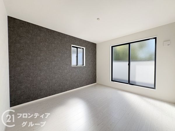 生駒市東生駒月見町　新築一戸建て　1期　全２区画　２号棟