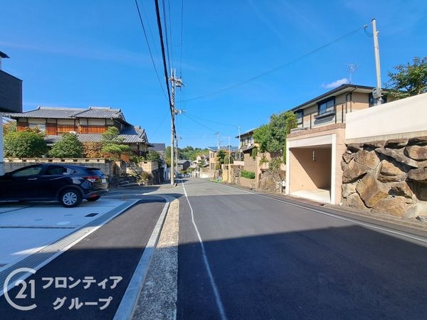生駒市東生駒月見町　新築一戸建て　1期　全２区画　２号棟