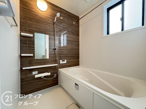 生駒市東生駒月見町　新築一戸建て　1期　全２区画　２号棟