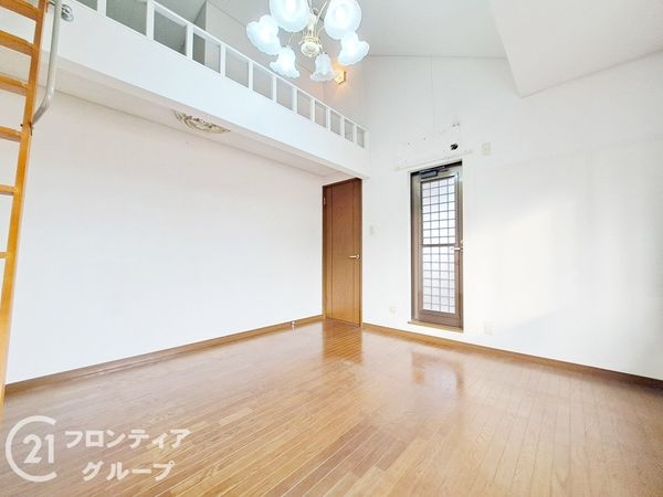 奈良市秋篠新町の中古一戸建て