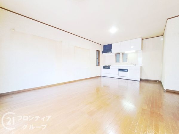 奈良市秋篠新町の中古一戸建て