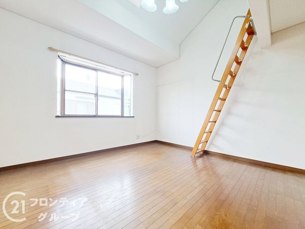 奈良市秋篠新町の中古一戸建て