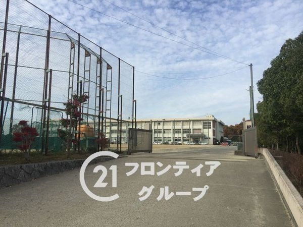 中登美第二団地Ｂ１２号棟　中古マンション(奈良市立登美ケ丘北中学校)