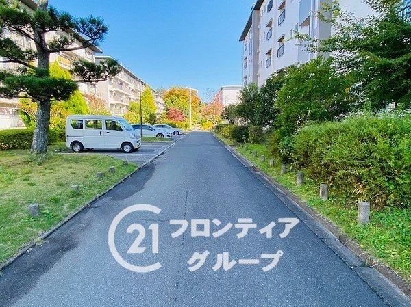 中登美第二団地Ｂ１２号棟　中古マンション