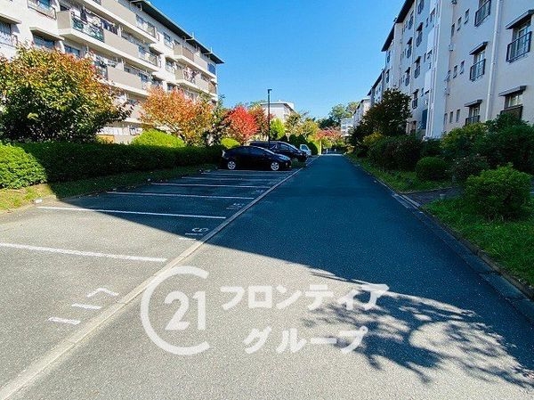 中登美第二団地Ｂ１２号棟　中古マンション