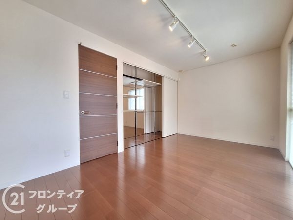 奈良市帝塚山西１丁目の中古一戸建て