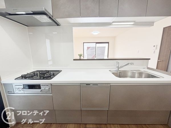 香芝市西真美１丁目　中古一戸建て