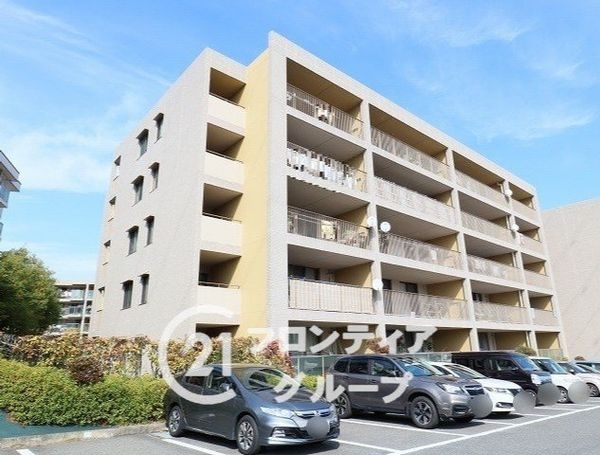 木津かぶと台団地13号棟 中古マンション