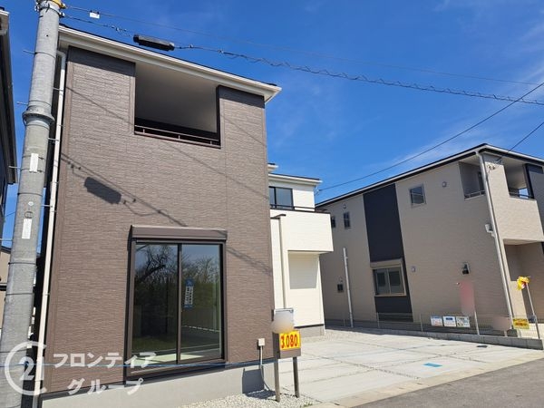 磯城郡川西町大字結崎　新築一戸建て　２０期　２号棟