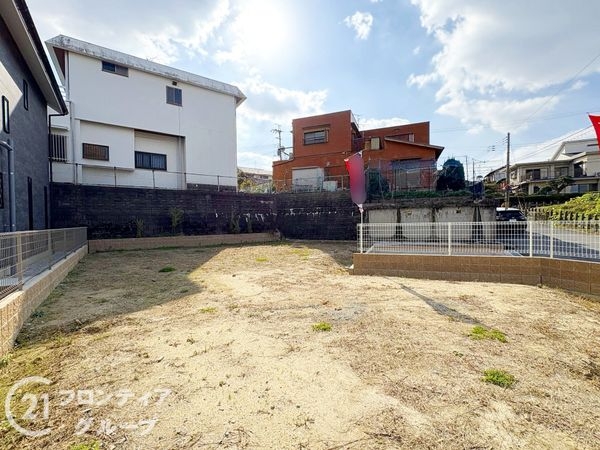 奈良市鳥見町２丁目　新築一戸建て　全２区画　D号地
