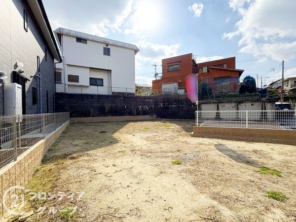 奈良市鳥見町２丁目　新築一戸建て　全２区画　D号地