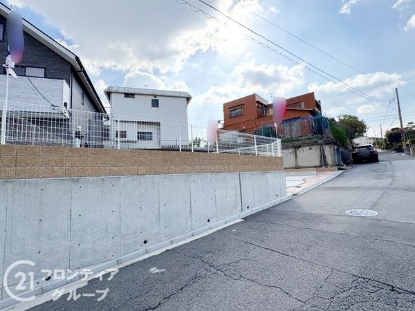 奈良市鳥見町２丁目　新築一戸建て　全２区画　D号地