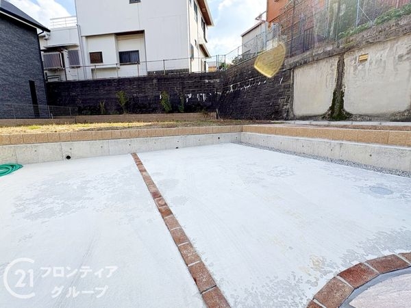 奈良市鳥見町２丁目　新築一戸建て　全２区画　D号地