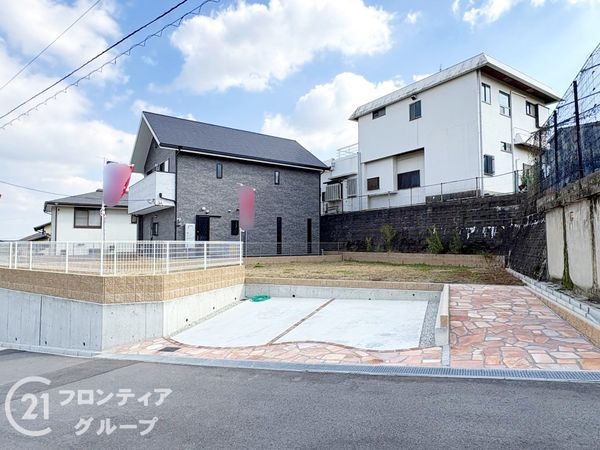 奈良市鳥見町２丁目　新築一戸建て　全２区画　D号地