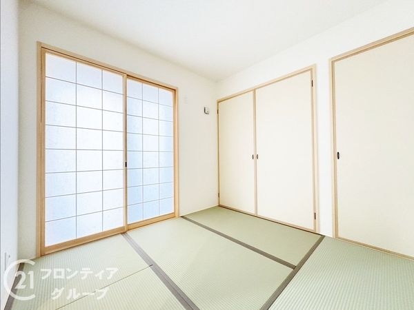 大和郡山市九条町　新築一戸建て　第１１　２号棟