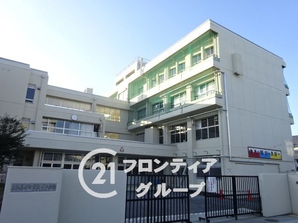 ドミール高田　中古マンション(大和高田市立高田中学校)