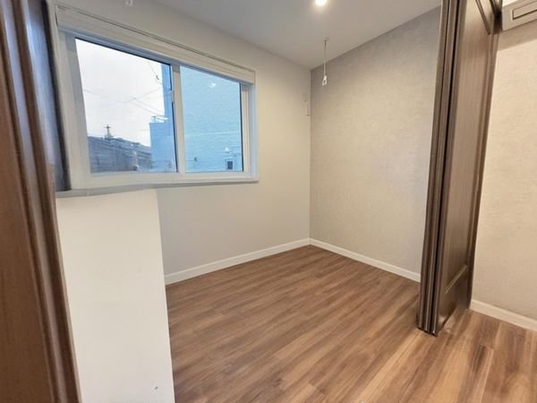 奈良市三松２丁目の中古一戸建て