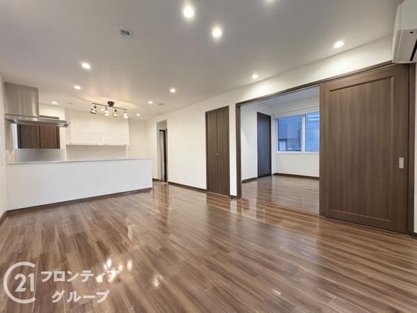 奈良市三松２丁目の中古一戸建て