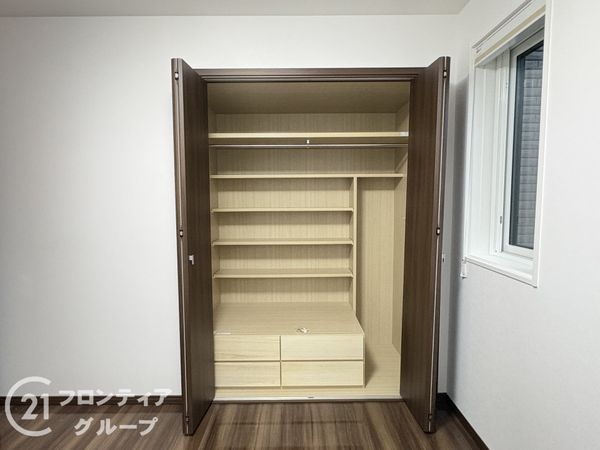 奈良市三松２丁目の中古一戸建て
