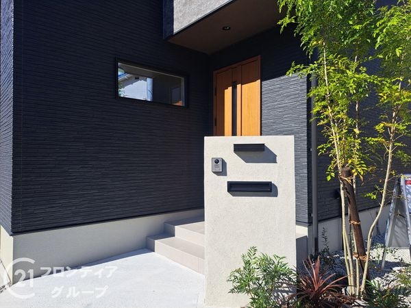 生駒郡平群町吉新３丁目　新築一戸建て　４号棟