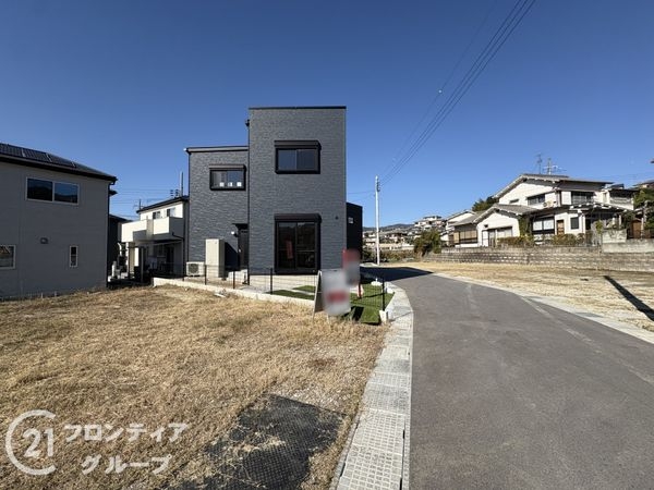 生駒郡平群町吉新３丁目　新築一戸建て　４号棟