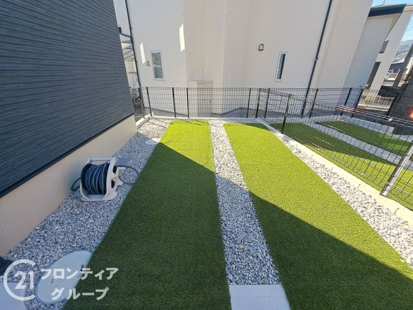 生駒郡平群町吉新３丁目　新築一戸建て　４号棟