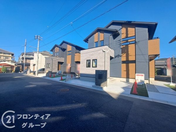 天理市勾田町　新築一戸建て　１号棟