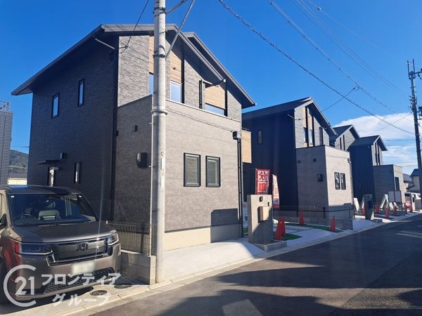 天理市勾田町　新築一戸建て　１号棟
